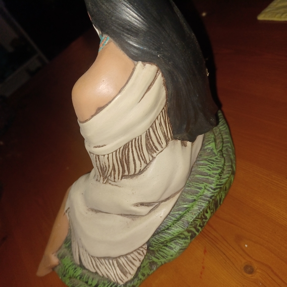 Ceramic INDIAN LADY - Picture 3 of 3